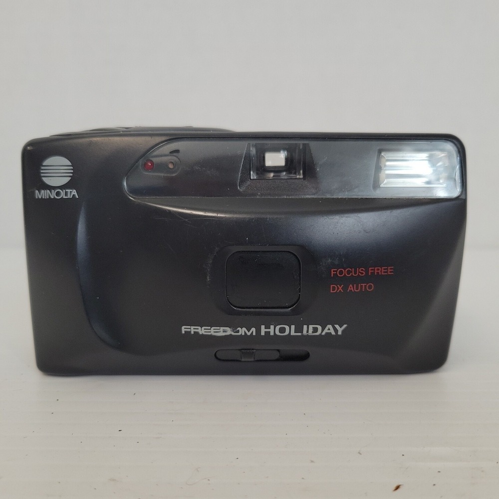 Vintage Minolta Freedom Holiday QD Focus Free DX Auto 35mm Film Camera Black